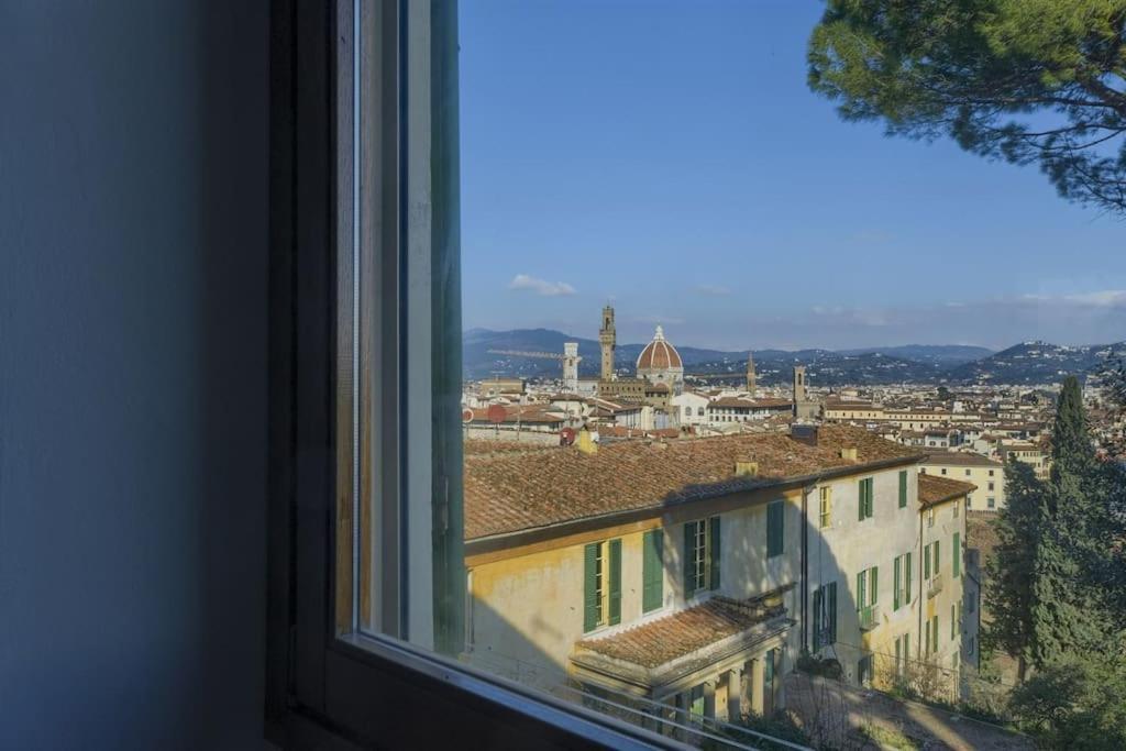 View-hosted By Sweetstay * Florencia
