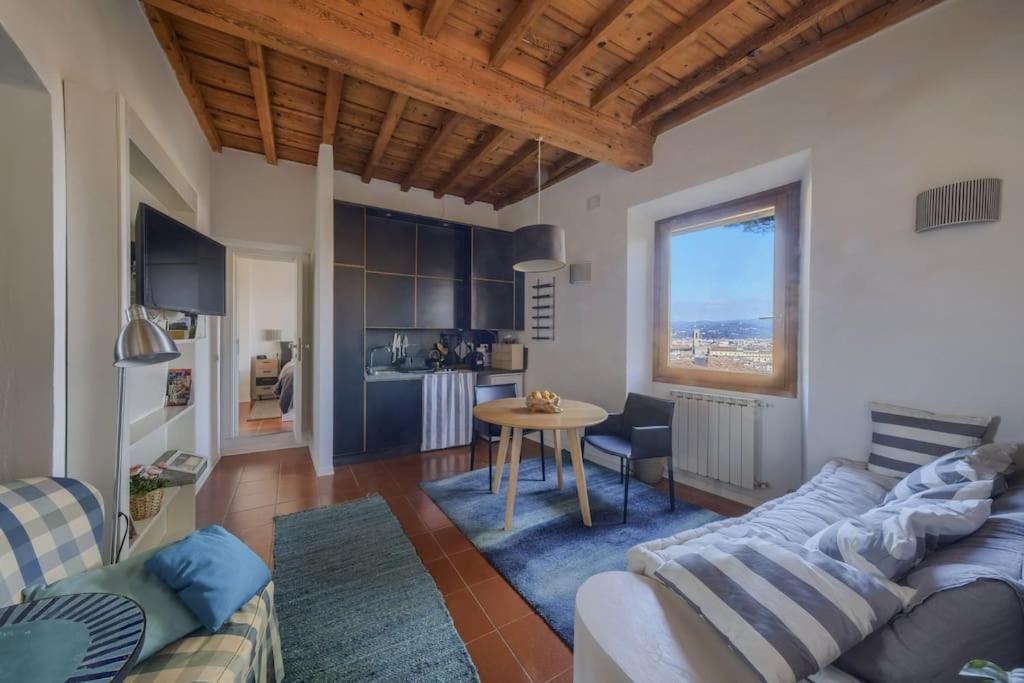 View-hosted By Sweetstay Apartamento